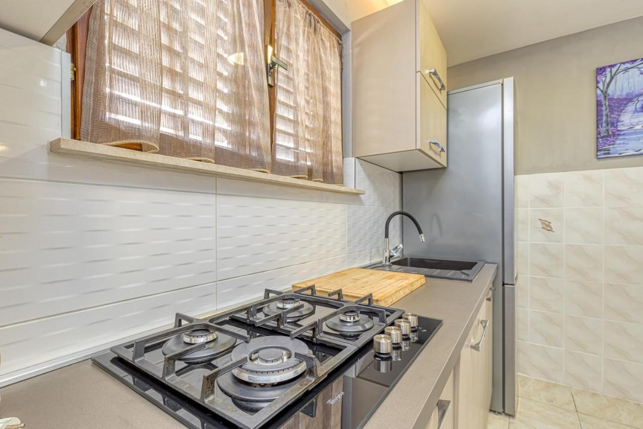 Emanuela With Private Pool Apartment Loborika Ngoại thất bức ảnh
