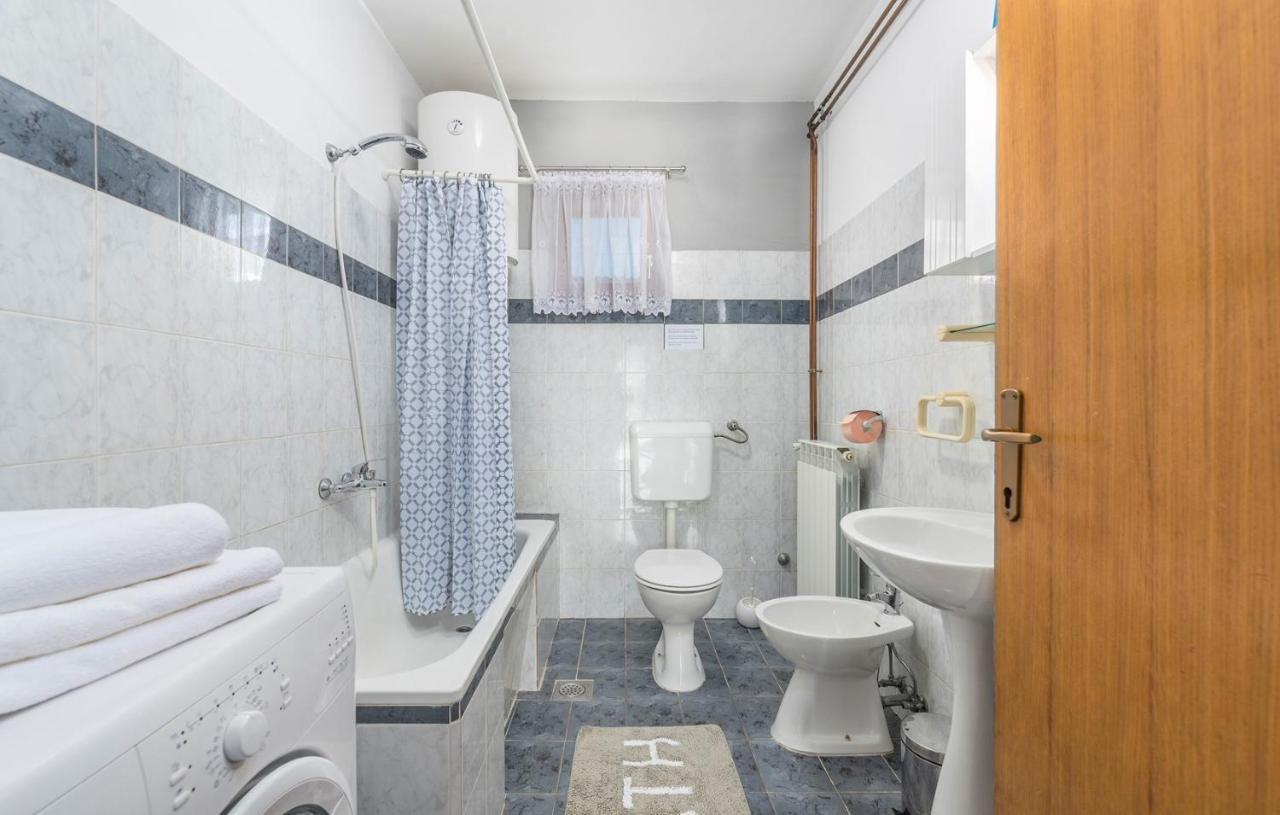 Emanuela With Private Pool Apartment Loborika Ngoại thất bức ảnh